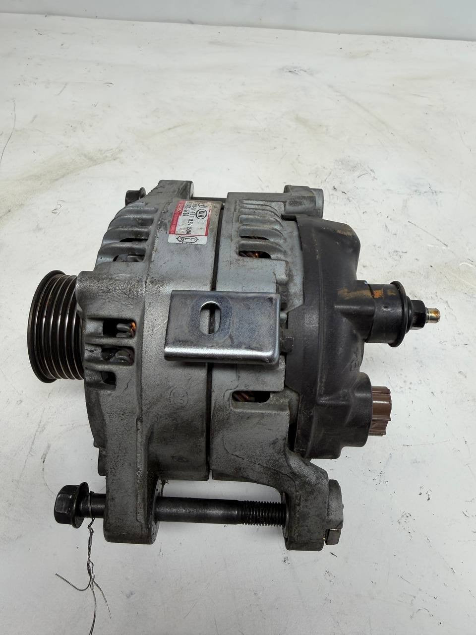 2017 Kia Optima Alternator Generator 373002G061 OEM Used