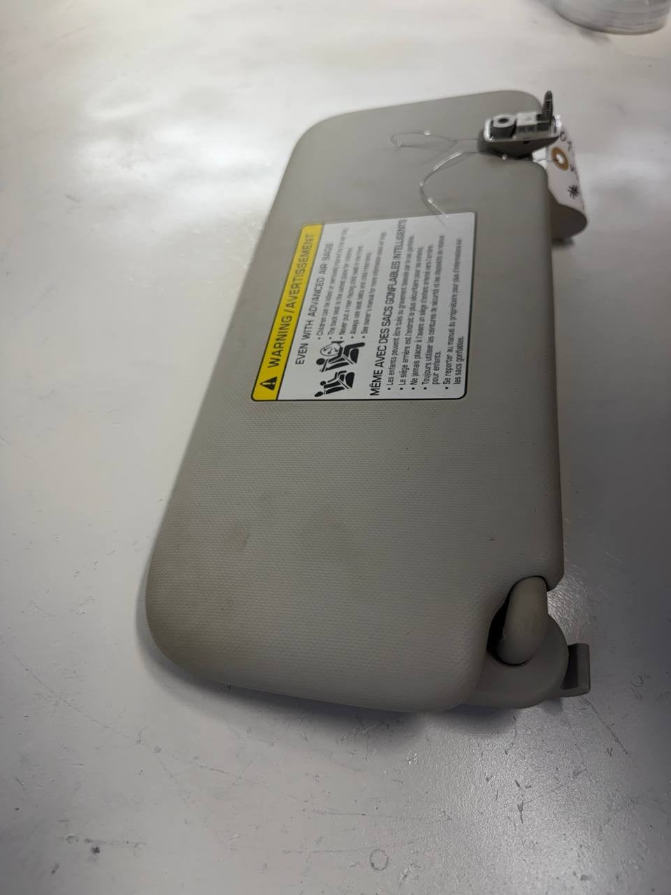 2019 Toyota Camry Driver Left Sun Visor LH OEM Used