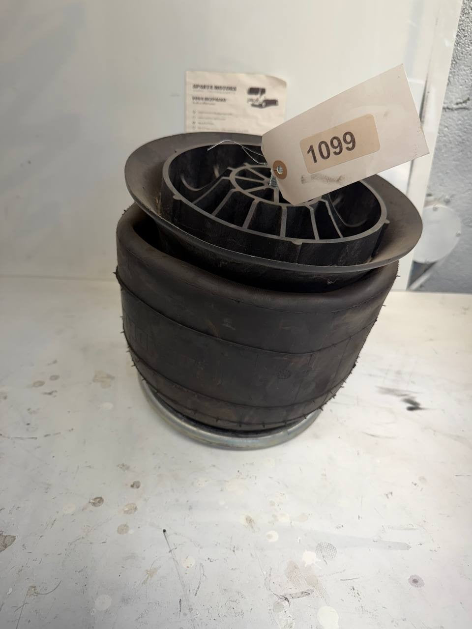 Hendrickson VANTRAAX 40K Trailer Air Spring Air Bag OEM
