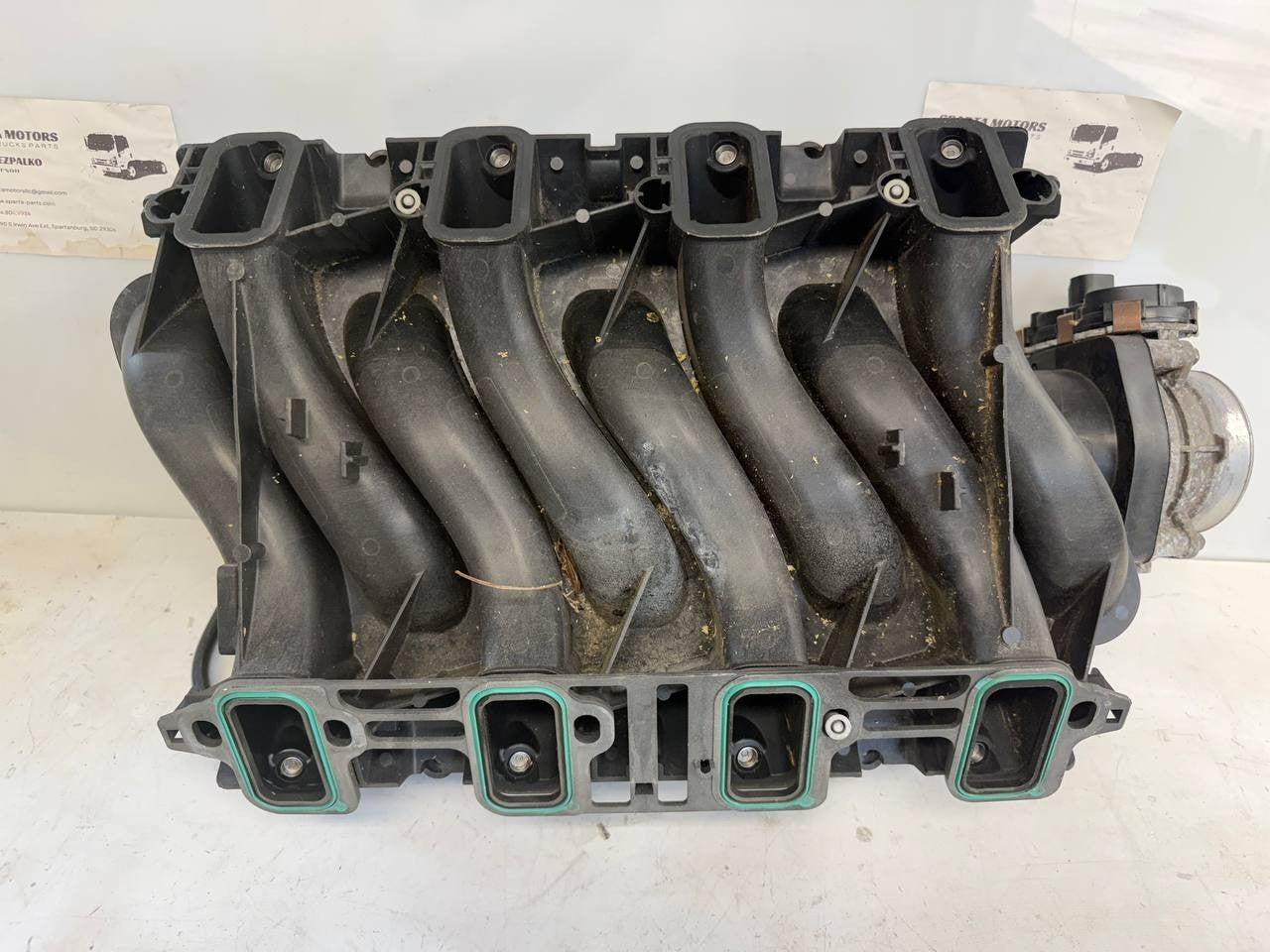 GM 6.0L 6.2L Intake Manifold Assembly with Fuel Rail & Electronic Throttle Body