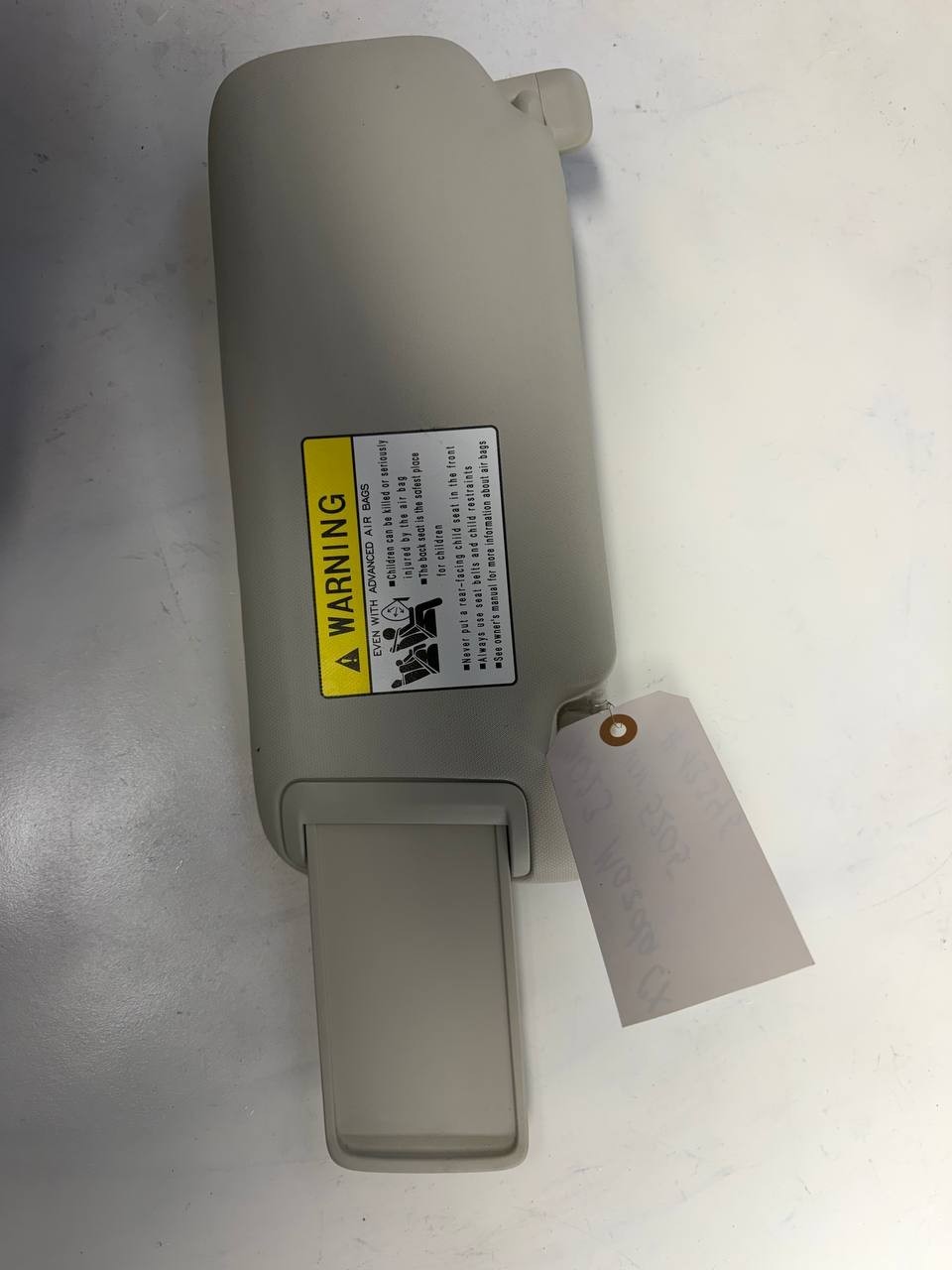 2023 Mazda cx-30 Passenger Right Sun Visor RH OEM Used