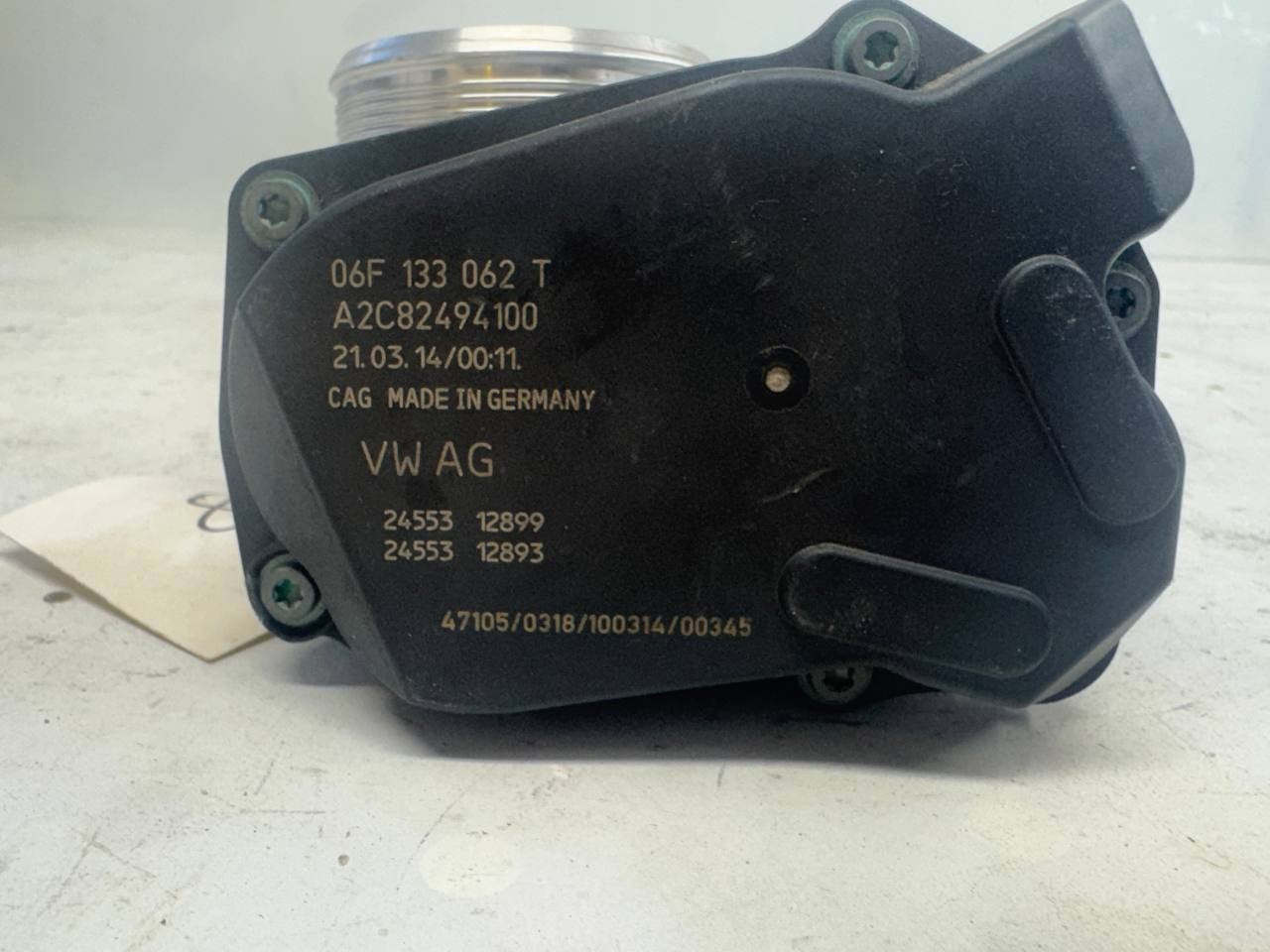2016 Volkswagen Passat Throttle Body Assembly 06F133062T OEM Used