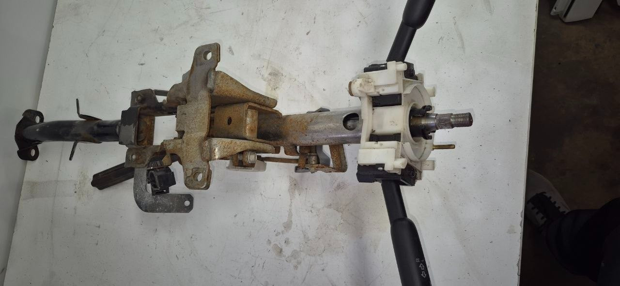 2012-2021 Mitsubishi Fuso Steering Column Assembly with Combination Switch