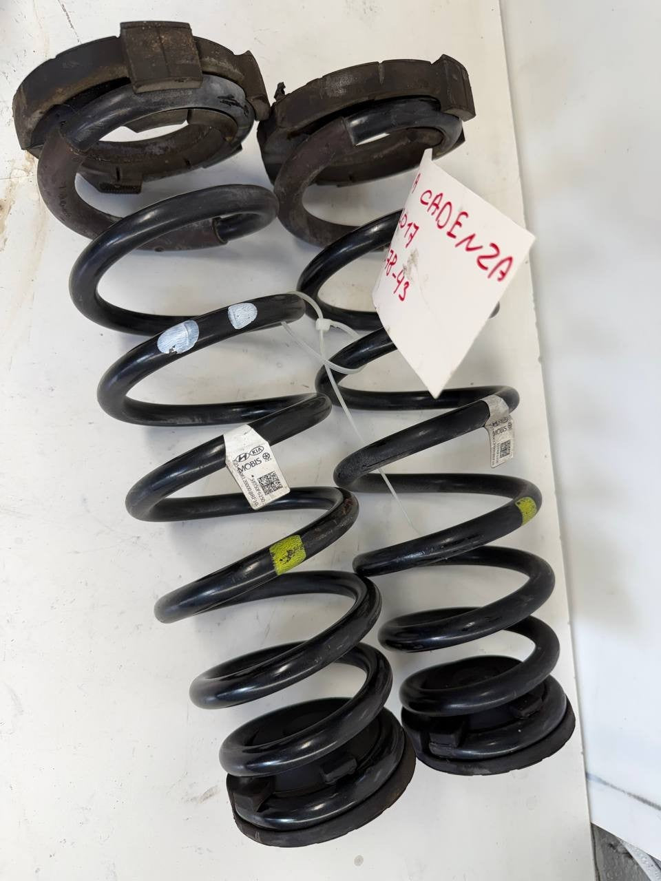 2017 Kia Cadenza Suspension Coil Springs Pair 55350F6250 OEM Used