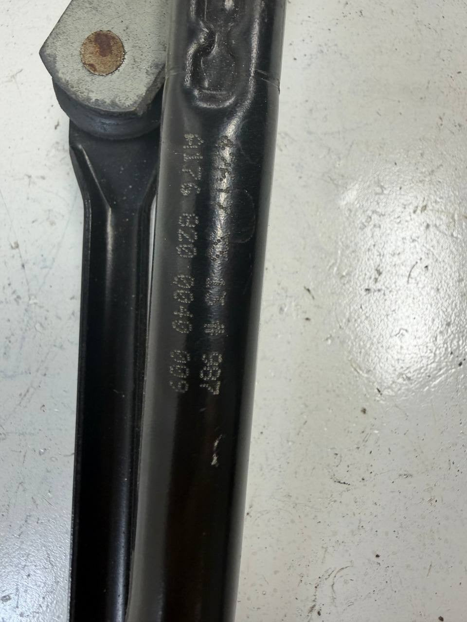 2018 Infinity QX-30 Windshield Wiper Linkage W000016831 OEM Used