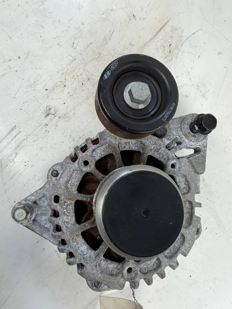 2019 Kia Forte Alternator Generator 373002E721 OEM Used