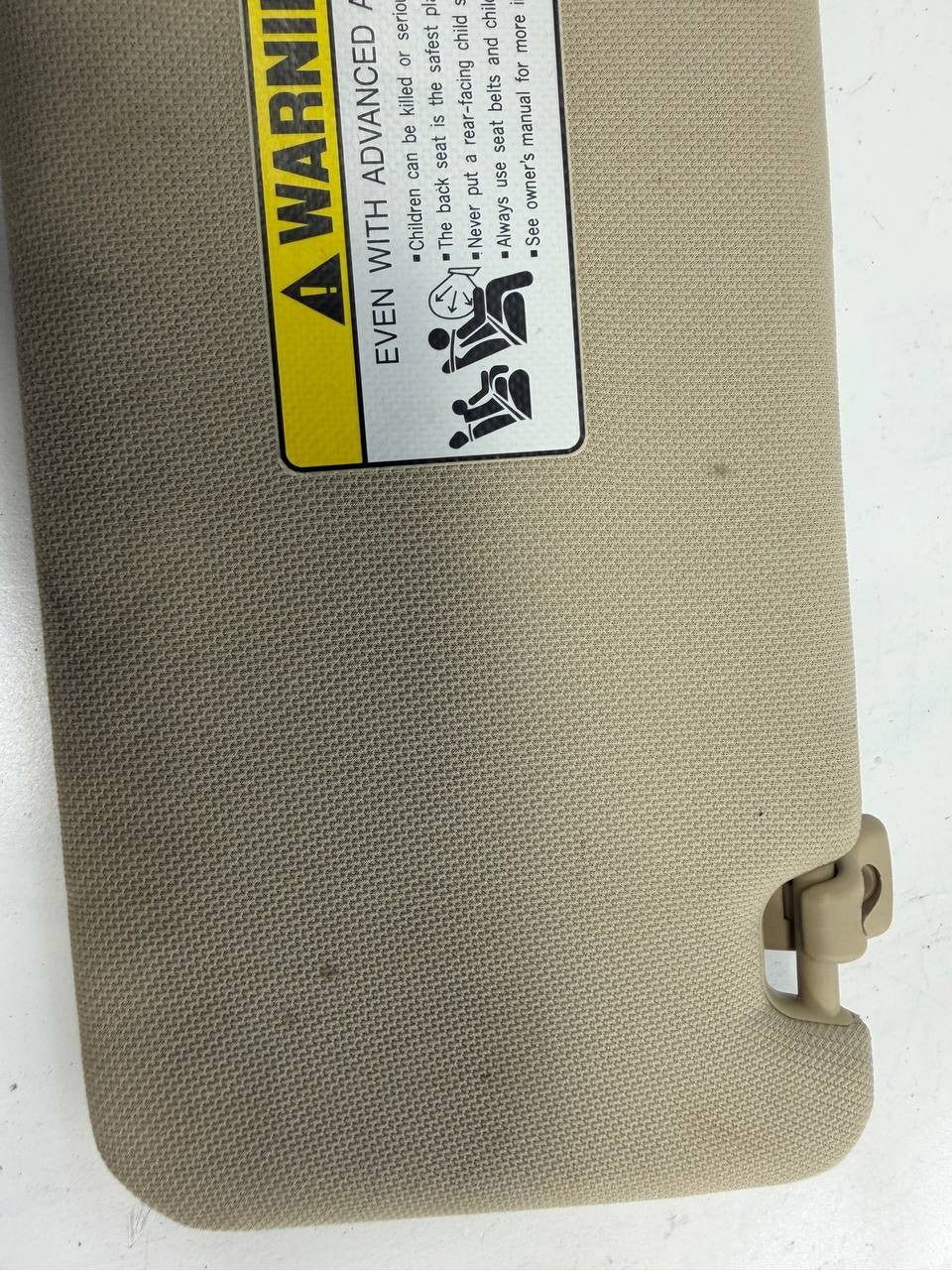 2017 Hyundai Sonata Passenger Right Sun Visor RH OEM Used