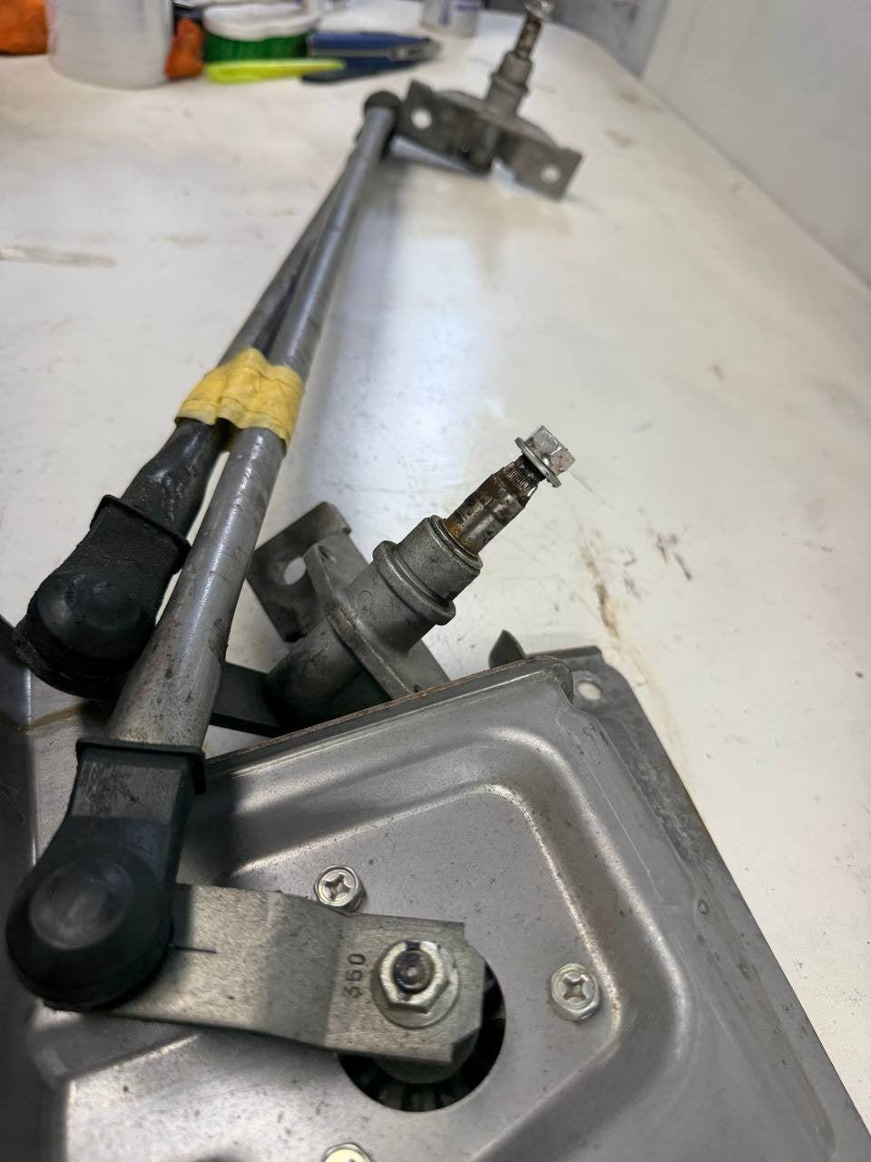 2022 Hino L6 Windshield Wiper Linkage 85070-E0360 OEM Used