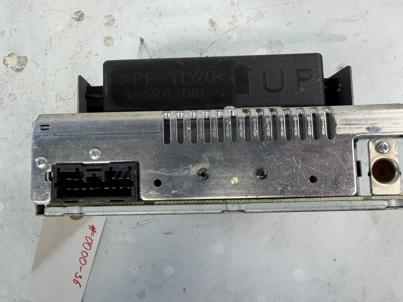 2008-2018 Isuzu Clarion AM/FM CD Player Radio Head Unit Assembly 8-98170-708-0