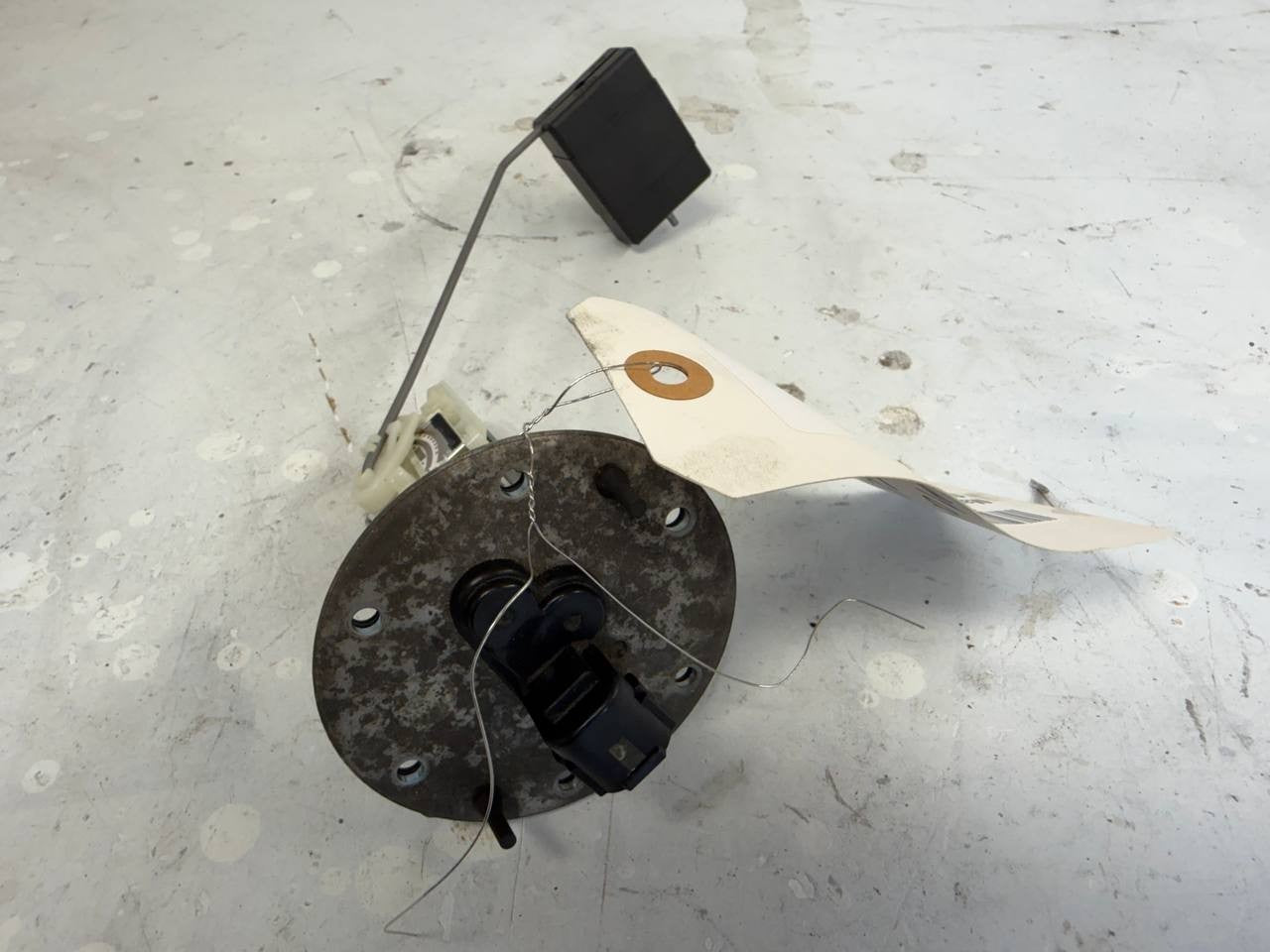 Mazda CX-9 Fuel Level Sending Unit Gauge OEM