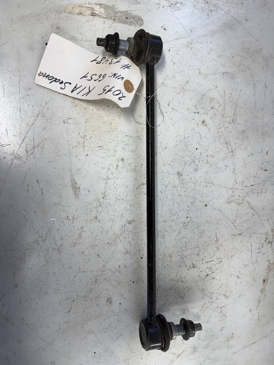 2015 Kia Sedona Stabilizer Sway Bar Link OEM Used