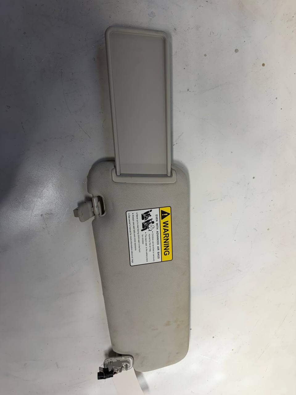 2014 Mazda CX-9 Passenger Right Sun Visor RH OEM Used