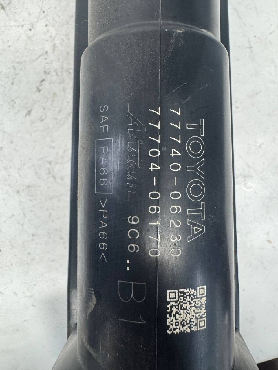 2019 Toyota Camry EVAP Charcoal Canister Vapor Canister 77740-06230 OEM Used