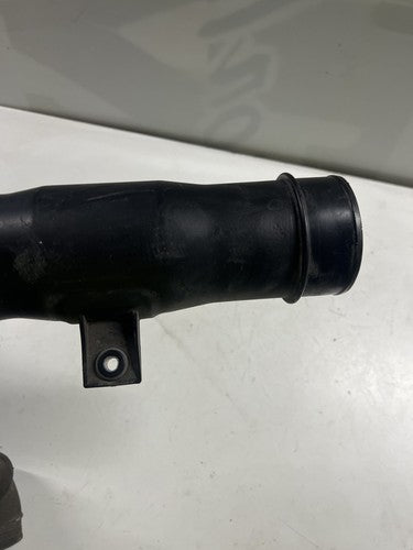 Air Cleaner Air Intake Duct Hose ISUZU NQR Gas 6.0L 2022-2024 OEM 898340787