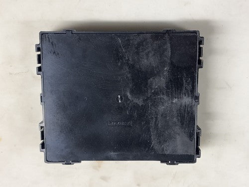 ISUZU NPR Brake Control Module ABS 3033-D011 OEM