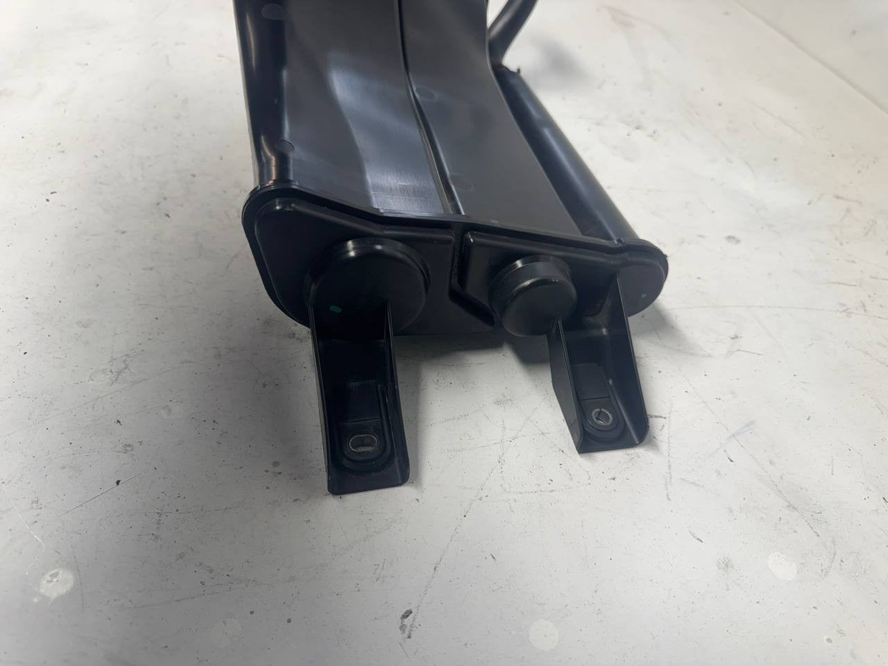 2020 Volkswagen Passat EVAP Charcoal Canister Vapor Canister 561201801G OEM Used