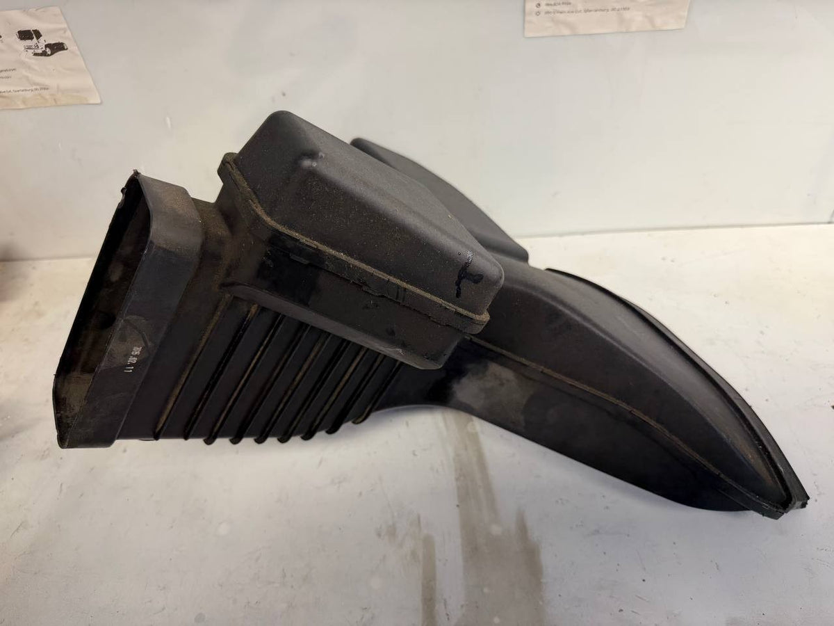2014-2016 Kia Cadenza Air Intake Duct Hose 28210-3R800 OEM Used