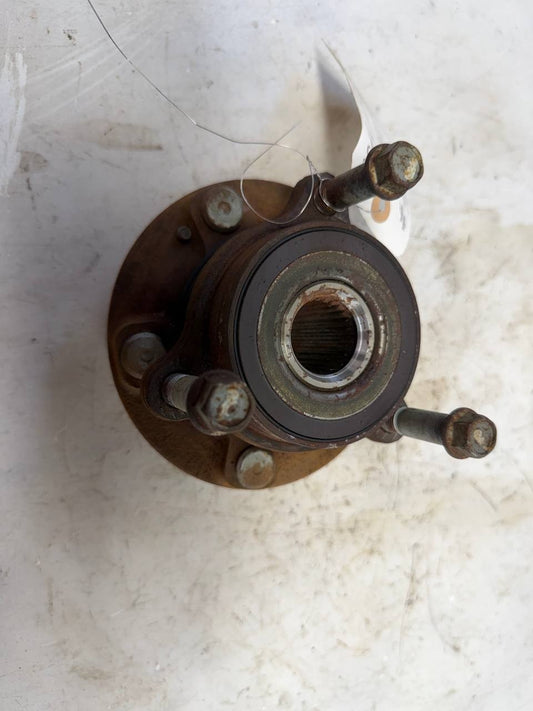 2019 Kia Forte Front Right Wheel Hub Bearing Assembly OEM Used