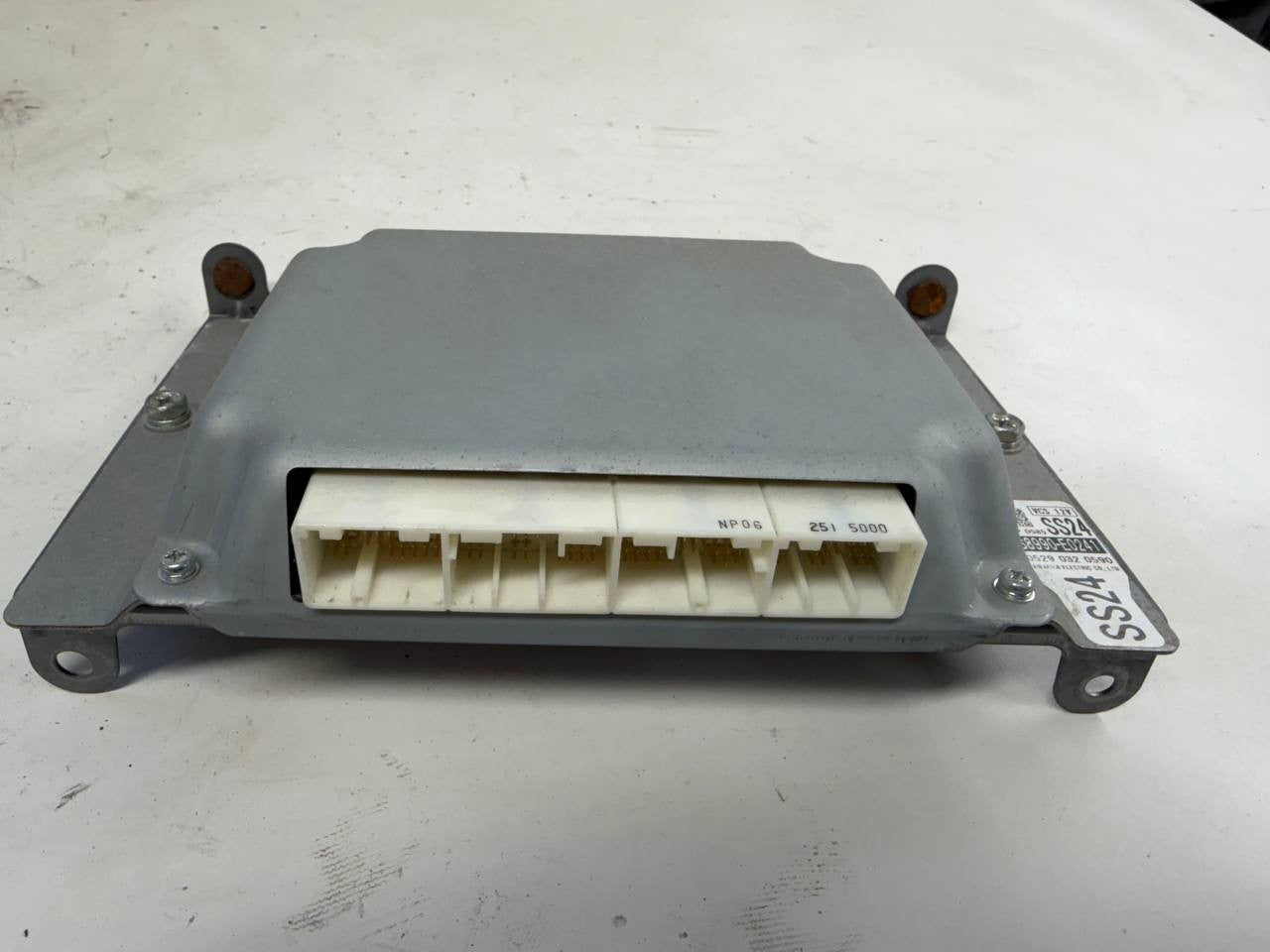 Hino 2021-2023 Vehicle Control System VCS ECU Module Sawafuji S8990-E0241 SS24