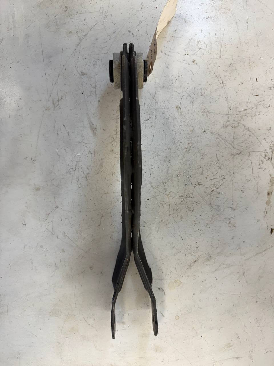 2018 Infiniti qx30 Rear Right Control Arm OEM Used