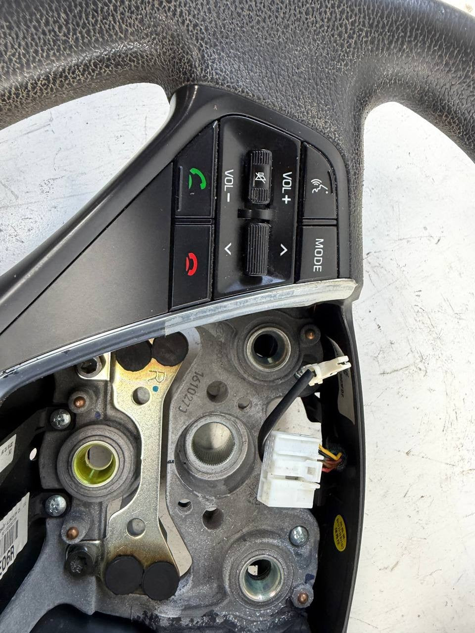 2017 Hyundai Sonata Steering Wheel Assembly 56110E6060TRY OEM Used