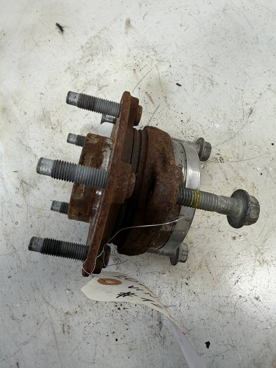 2018 Chevrolet Malibu Rear Wheel Hub Bearing Assembly OEM 2410400000000N Used