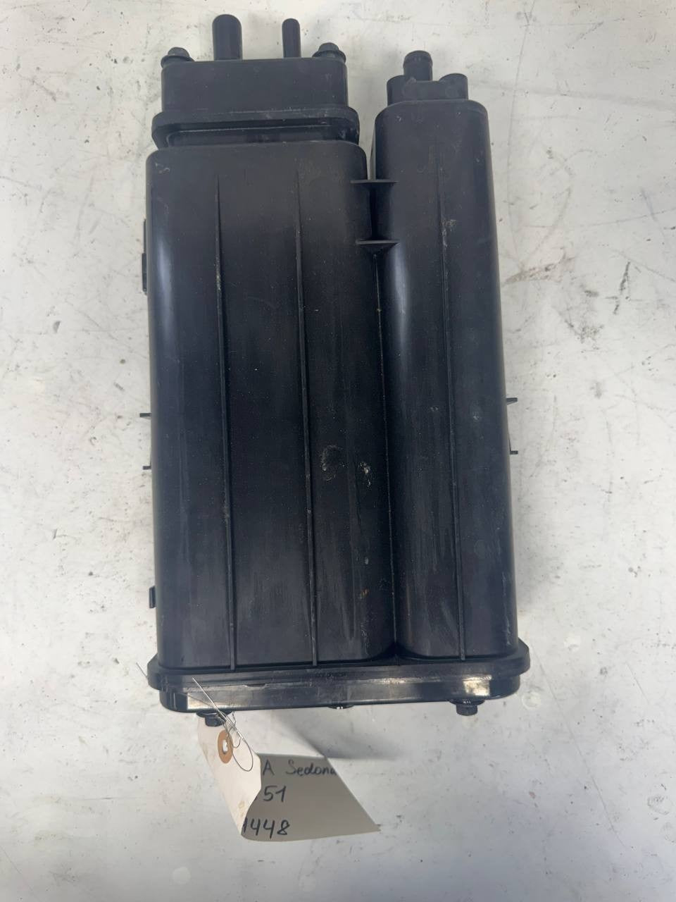 2015 Kia Sedona EVAP Charcoal Canister Vapor Canister 31400-A9500 OEM Used
