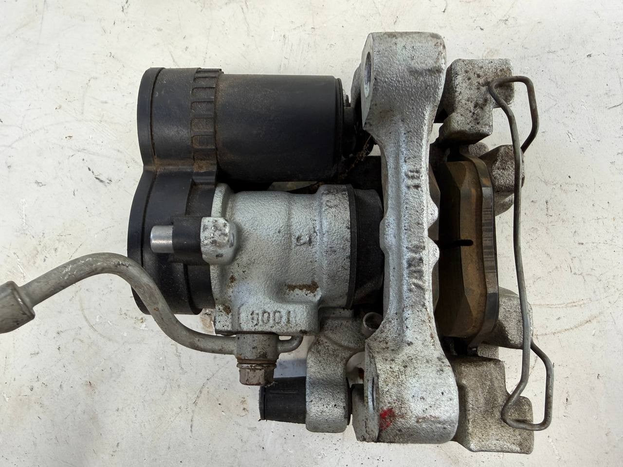 2023 Mazda CX-30 AWD Rear Left Brake Caliper w/ Parking Brake Actuator LH Used