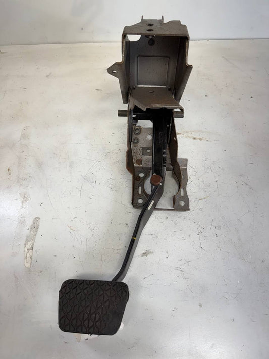 2014 Mazda cx9 Brake Pedal Assembly OEM Used