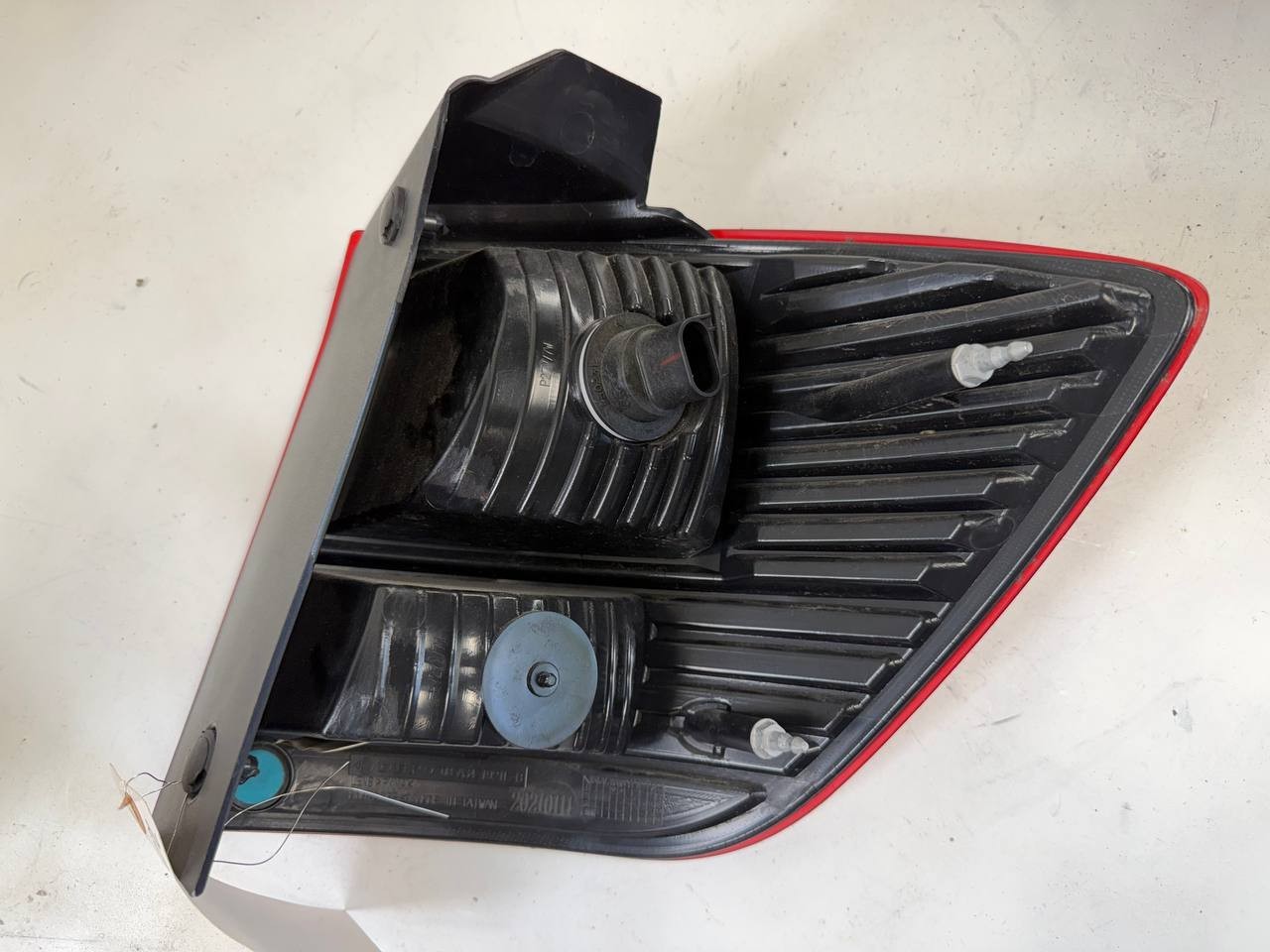 2020 Dodge Journey Left Rear Tail Light Lamp 08-A34-1921L-B OEM Used