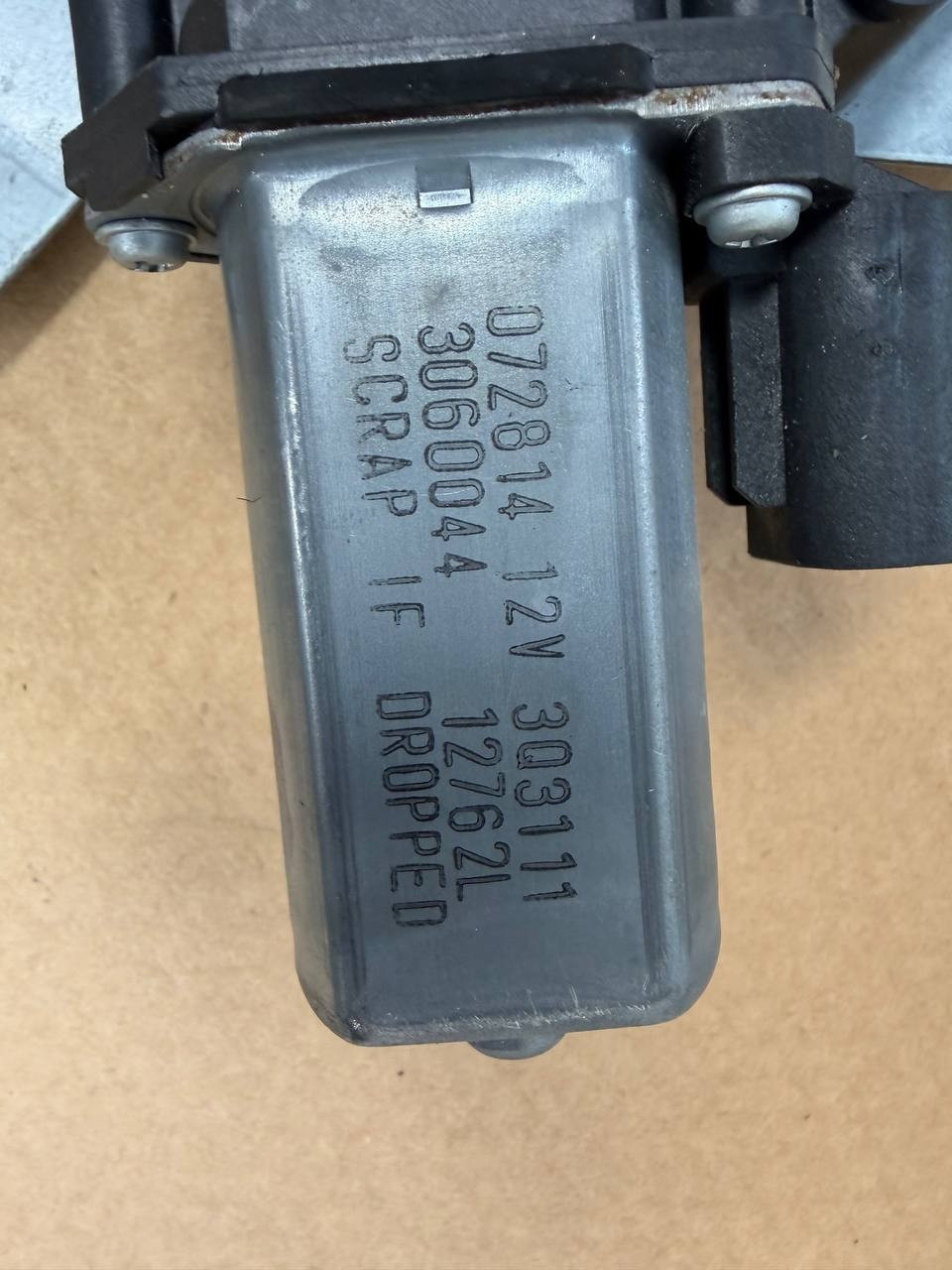 Freightliner M2 106 RH Passenger Door Window Regulator OEM