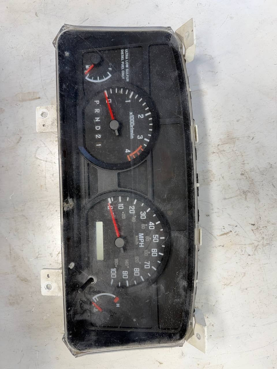 Isuzu NPR Instrument Cluster Speedometer Gauge Cluster OEM Used