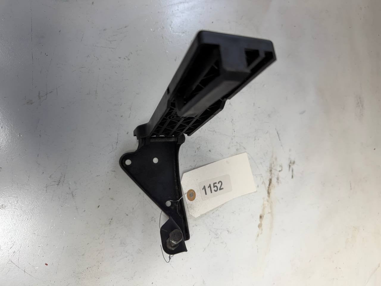 Isuzu NPR Diesel Accelerator Gas Pedal Assembly OEM Used