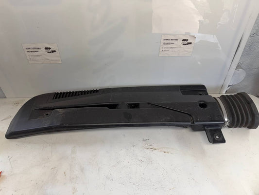 Isuzu NPR air Intake
