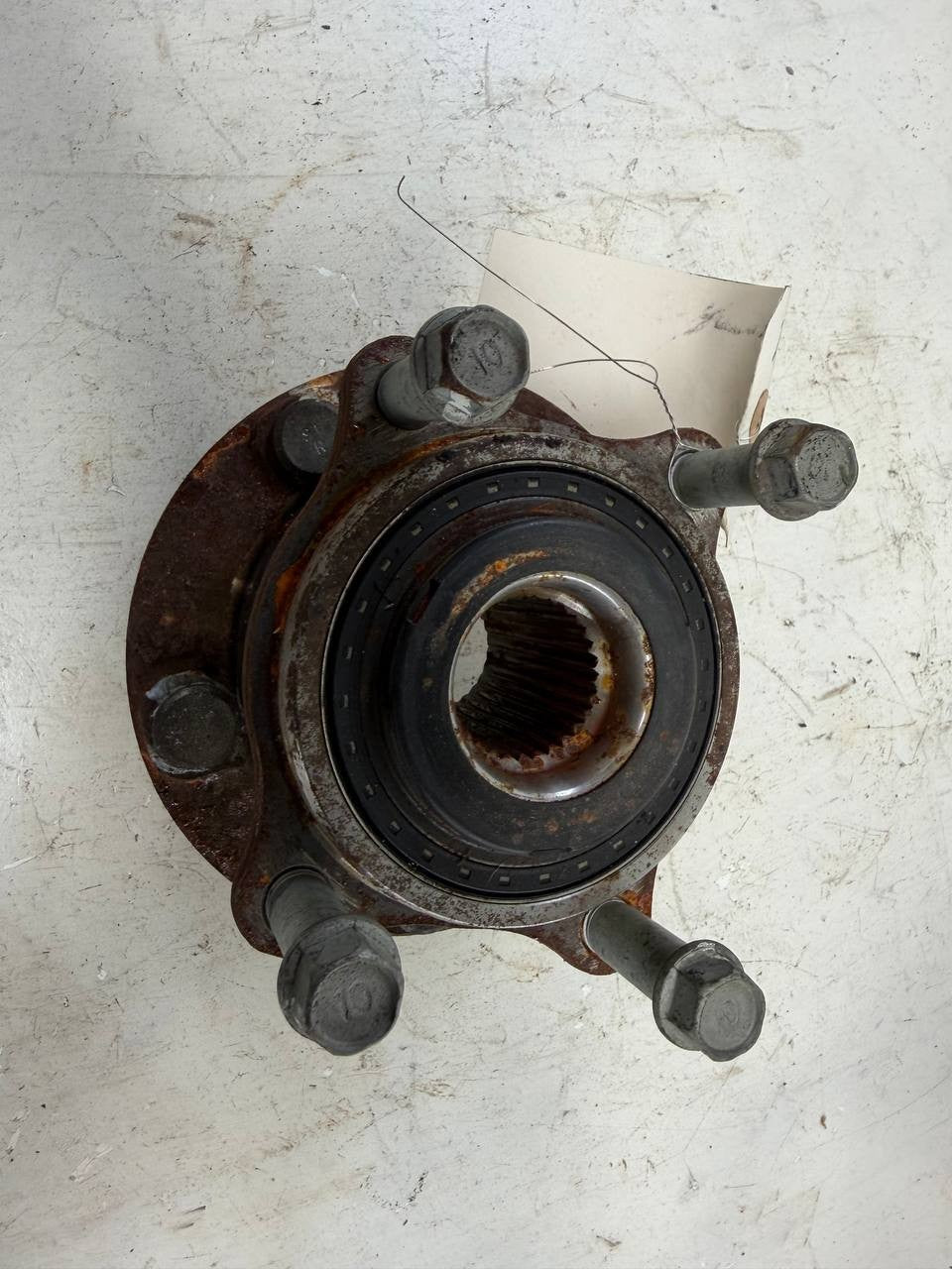 2015 Kia Sedona Front Wheel Hub Assembly OEM Used