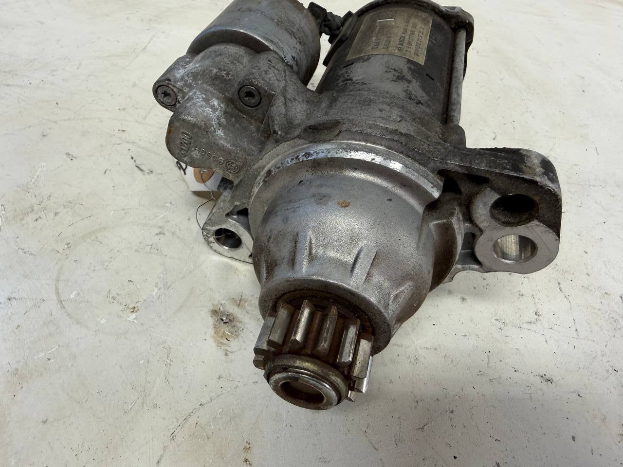 2016 Volkswagen Passat Starter Motor 02M911024R OEM Used