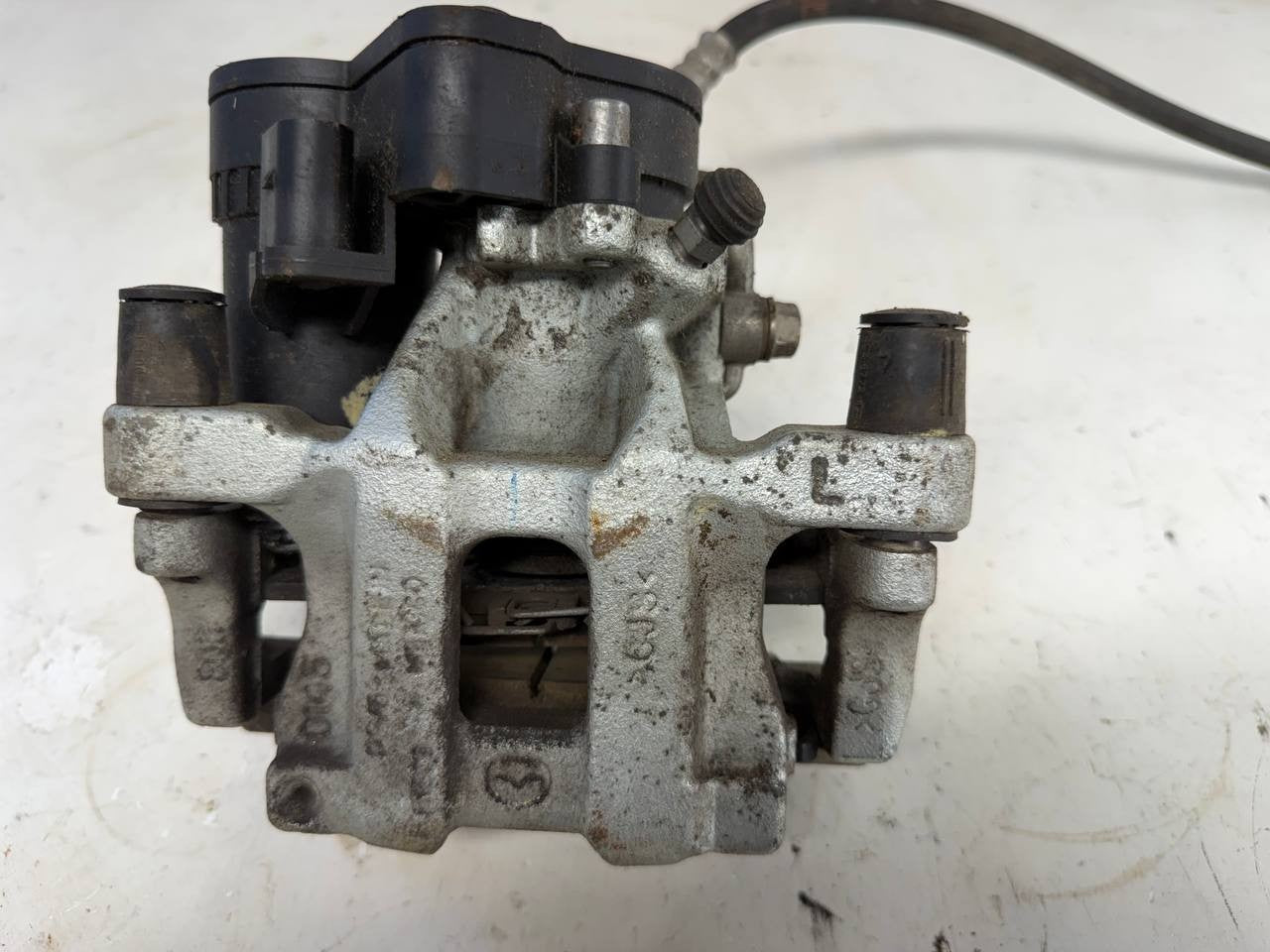 2023 Mazda CX-30 AWD Rear Left Brake Caliper w/ Parking Brake Actuator LH Used