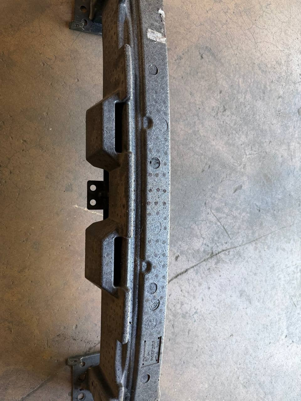 2015 VW Tiguan Front Bumper Reinforcement Impact Bar 5N0807109 OEM Used