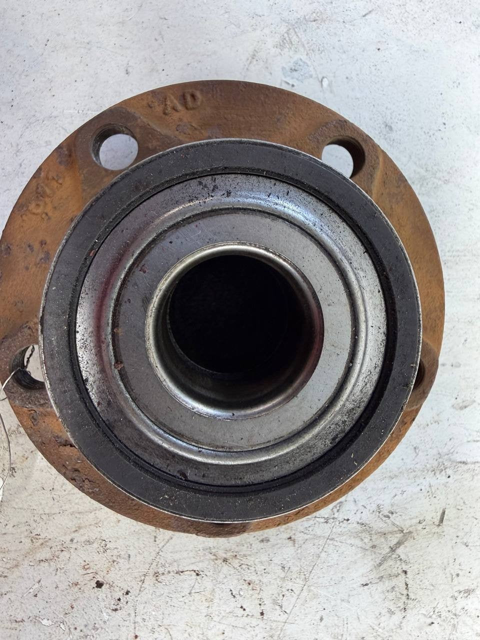 2016 Volkswagen Passat Rear Left Wheel Hub Bearing Assembly OEM Used