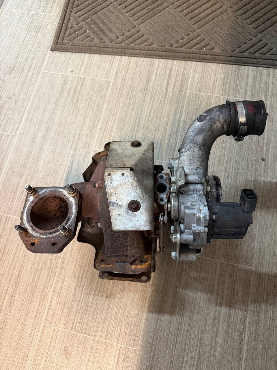 Isuzu NPR 238/268 Turbocharger with Electronic Actuator GTB3576KLNRV OEM Used