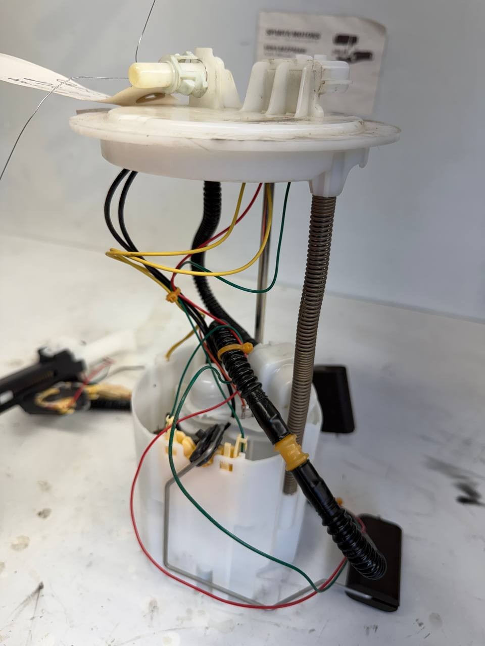 2019 Nissan Rogue Fuel Pump with Level Sending Unit 17040-4BA0C OEM