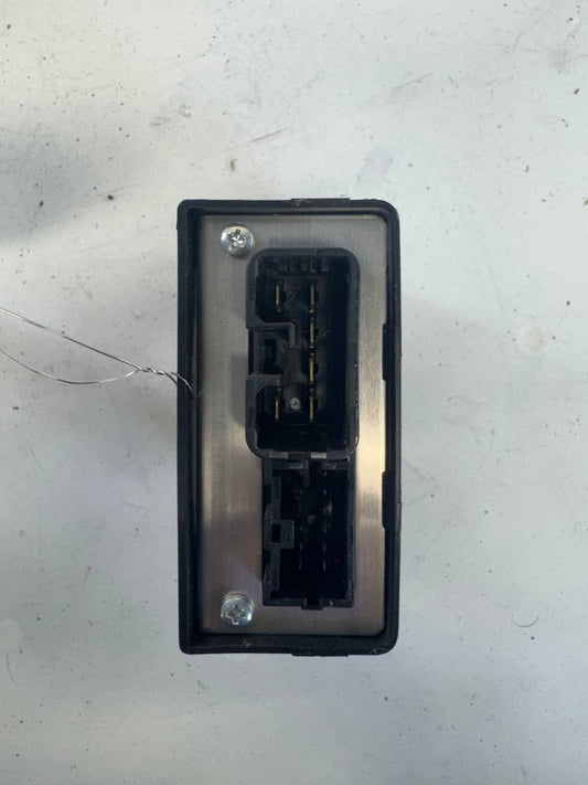 2022 Hino L6 Relay Control Module 85900-E0060 OEM Used