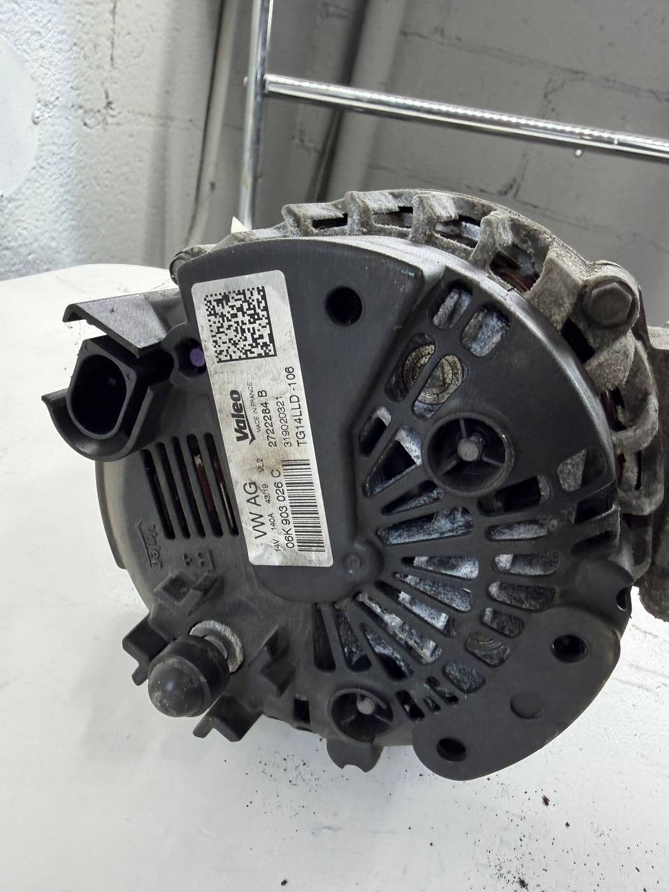 2020 Volkswagen Passat Alternator Generator 06K903026C OEM Used