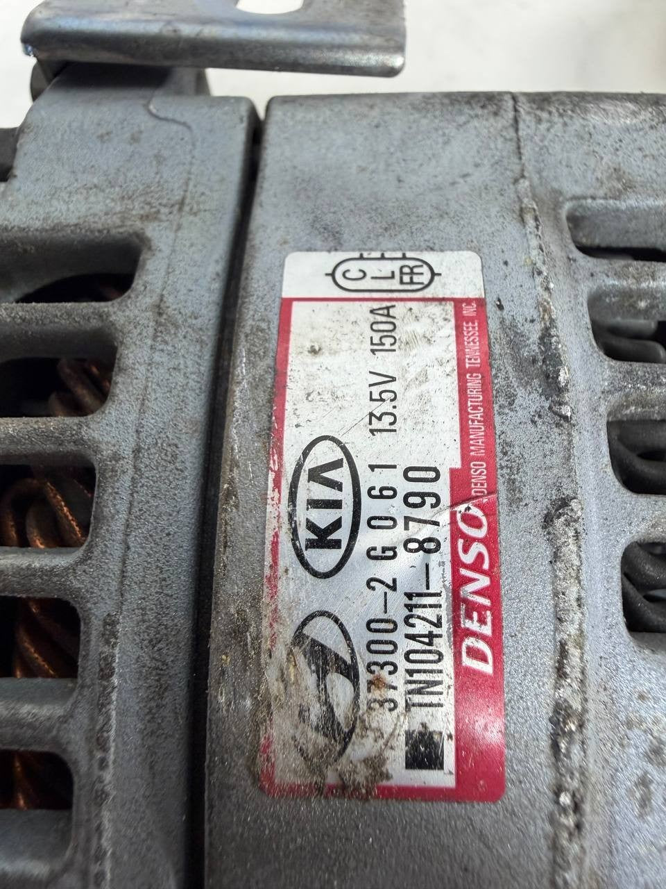 2017 Kia Optima Alternator Generator 373002G061 OEM Used