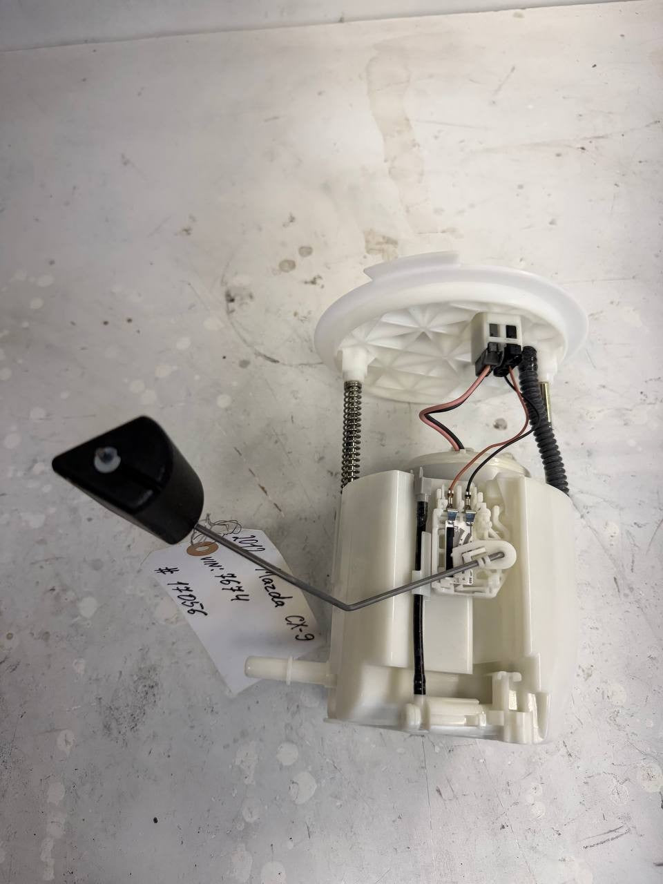 2012 Mazda CX-9 Fuel Pump 101962-6130 OEM