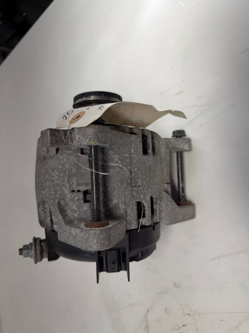 2019 Nissan Rogue Alternator Generator 231004BA0A OEM Used