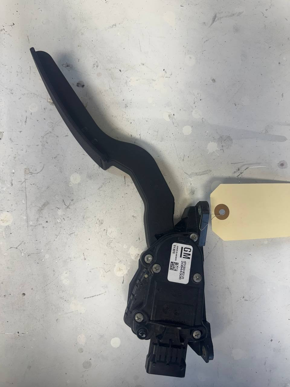 2010-12 Chevrolet Accelerator Gas Pedal Assembly with Position Sensor 20844306