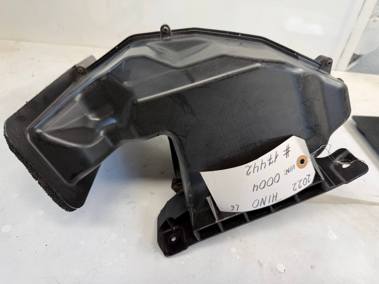2022 Hino L6 Outside Air Intake HVAC Cover 87211-EW010-2 OEM Used
