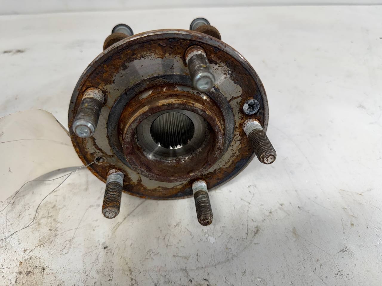 2015 Kia Sedona Wheel Hub Bearing Assembly OEM Used
