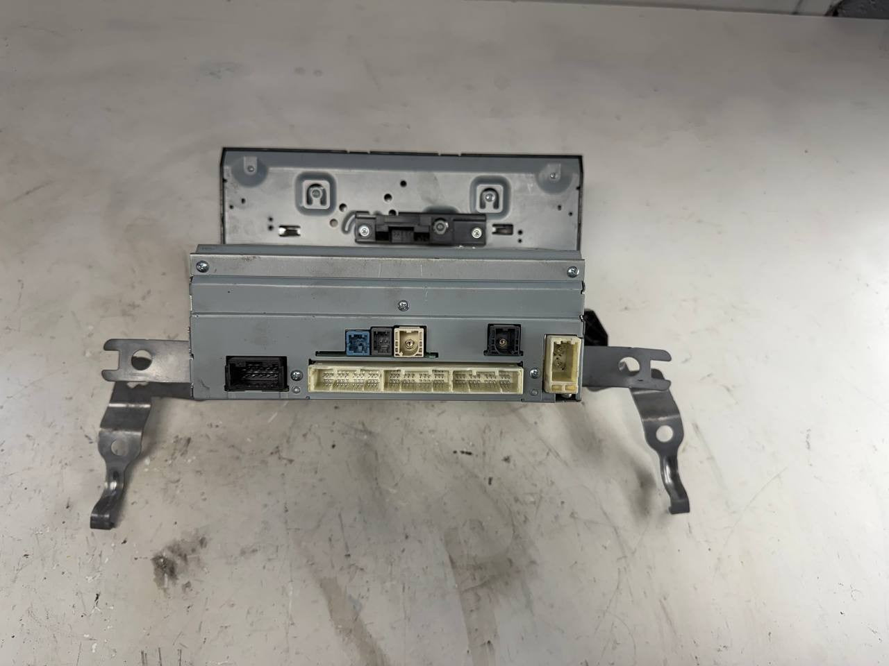 Toyota Camry 2023 Touch Screen Display & Radio Receiver Head Unit 86140-06D90